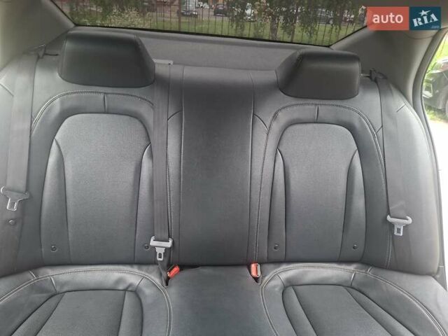 Серый Киа K5, объемом двигателя 2 л и пробегом 350 тыс. км за 7750 $, фото 10 на Automoto.ua