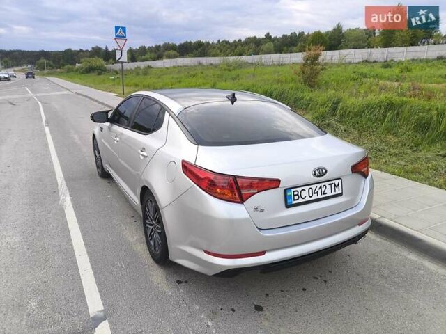Сірий Кіа K5, об'ємом двигуна 2 л та пробігом 181 тис. км за 8250 $, фото 4 на Automoto.ua