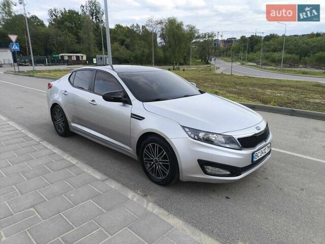Сірий Кіа K5, об'ємом двигуна 2 л та пробігом 181 тис. км за 8250 $, фото 1 на Automoto.ua