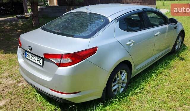 Сірий Кіа K5, об'ємом двигуна 2 л та пробігом 353 тис. км за 9000 $, фото 6 на Automoto.ua
