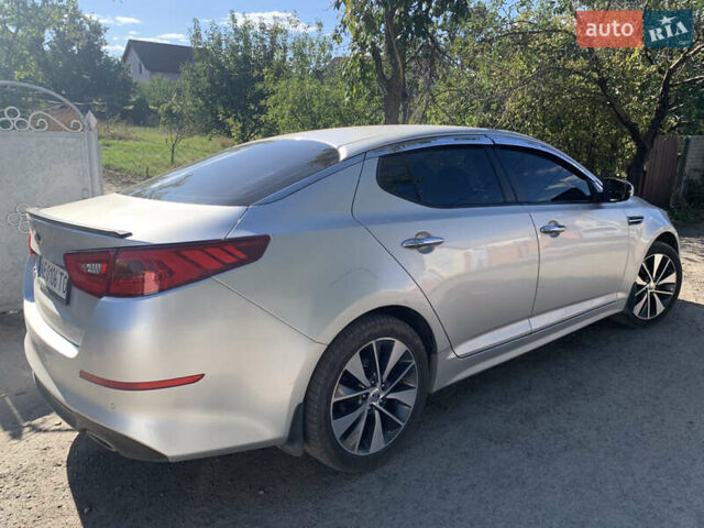 Сірий Кіа K5, об'ємом двигуна 2 л та пробігом 198 тис. км за 8200 $, фото 2 на Automoto.ua