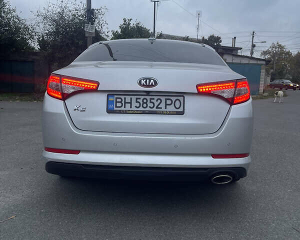 Кіа K5 2013 у Одесі на Automoto.ua Сірий Кіа K5, об'ємом двигуна 2 л та пробігом 199 тис. км за 8500 $, фото 3 на Automoto.ua
