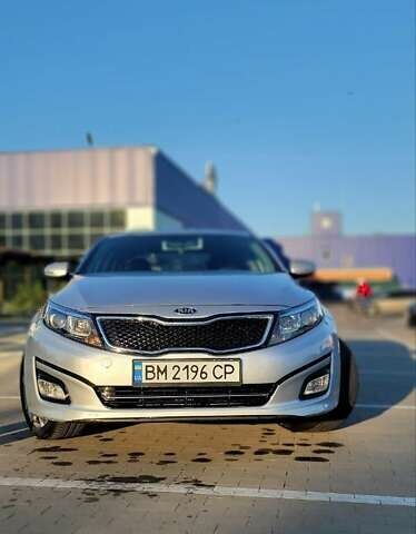 Серый Киа K5, объемом двигателя 2 л и пробегом 335 тыс. км за 8000 $, фото 7 на Automoto.ua