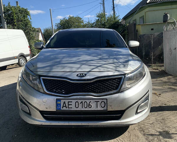 Сірий Кіа K5, об'ємом двигуна 2 л та пробігом 198 тис. км за 8200 $, фото 1 на Automoto.ua