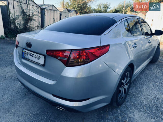 Сірий Кіа K5, об'ємом двигуна 2 л та пробігом 245 тис. км за 7899 $, фото 3 на Automoto.ua