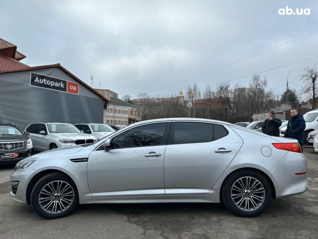 Серый Киа K5, объемом двигателя 2 л и пробегом 205 тыс. км за 10790 $, фото 10 на Automoto.ua