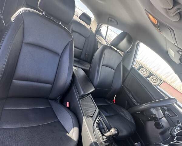 Серый Киа K5, объемом двигателя 2 л и пробегом 451 тыс. км за 7898 $, фото 26 на Automoto.ua