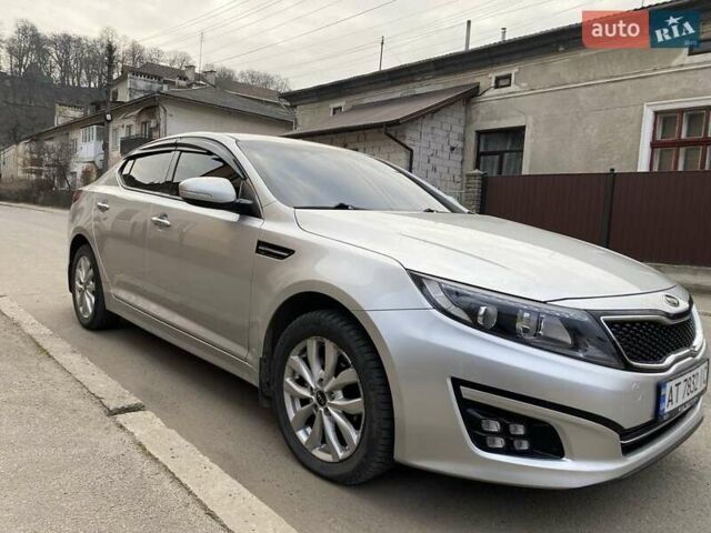 Серый Киа K5, объемом двигателя 2 л и пробегом 238 тыс. км за 10800 $, фото 7 на Automoto.ua