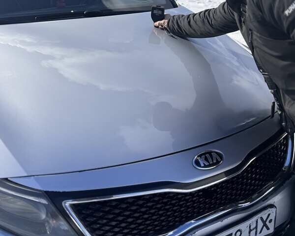 Серый Киа K5, объемом двигателя 2 л и пробегом 451 тыс. км за 7898 $, фото 8 на Automoto.ua