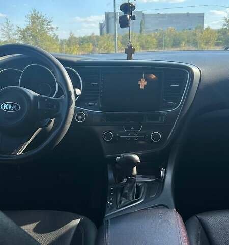 Серый Киа K5, объемом двигателя 2 л и пробегом 340 тыс. км за 8999 $, фото 12 на Automoto.ua