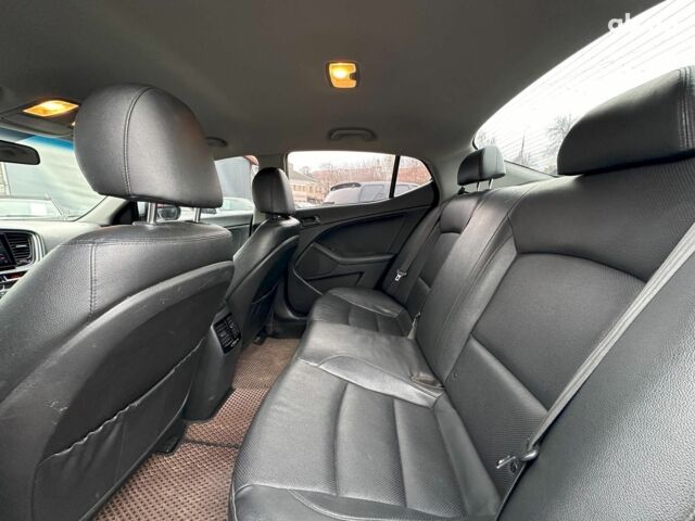 Серый Киа K5, объемом двигателя 2 л и пробегом 205 тыс. км за 10790 $, фото 13 на Automoto.ua