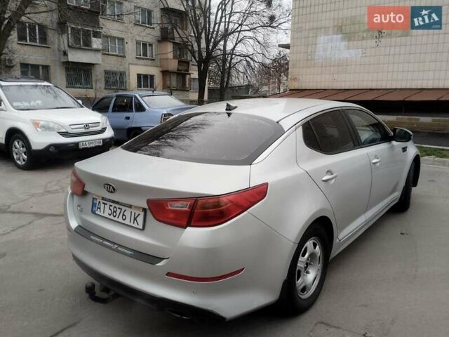 Серый Киа K5, объемом двигателя 2 л и пробегом 261 тыс. км за 6999 $, фото 5 на Automoto.ua