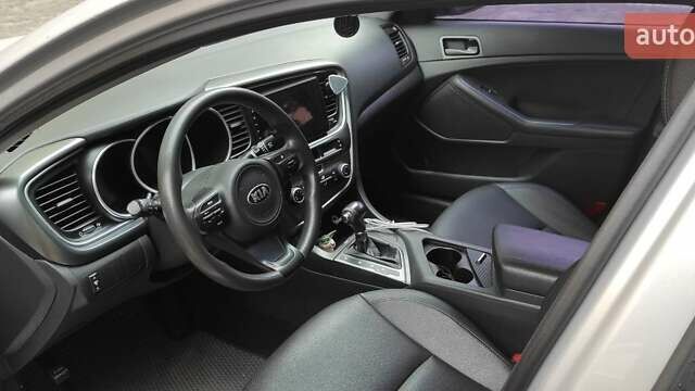 Серый Киа K5, объемом двигателя 2 л и пробегом 222 тыс. км за 10900 $, фото 30 на Automoto.ua