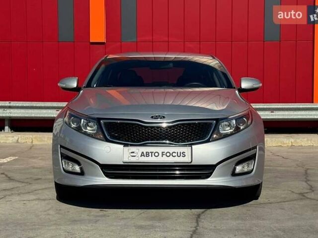 Сірий Кіа K5, об'ємом двигуна 2 л та пробігом 225 тис. км за 9790 $, фото 2 на Automoto.ua