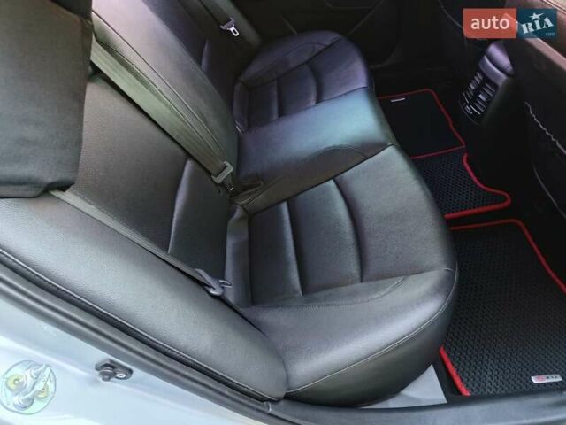 Серый Киа K5, объемом двигателя 2 л и пробегом 202 тыс. км за 12300 $, фото 36 на Automoto.ua