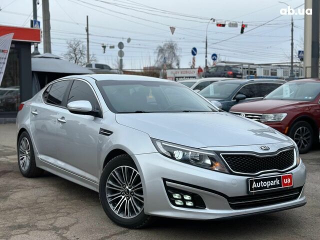 Серый Киа K5, объемом двигателя 2 л и пробегом 205 тыс. км за 10790 $, фото 8 на Automoto.ua