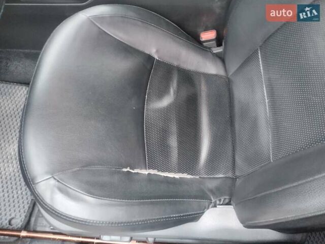 Серый Киа K5, объемом двигателя 2 л и пробегом 261 тыс. км за 6999 $, фото 10 на Automoto.ua