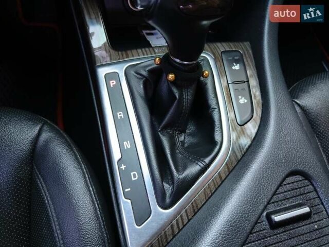 Серый Киа K5, объемом двигателя 2 л и пробегом 202 тыс. км за 12300 $, фото 21 на Automoto.ua