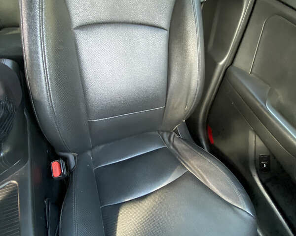 Серый Киа K5, объемом двигателя 2 л и пробегом 200 тыс. км за 9200 $, фото 9 на Automoto.ua