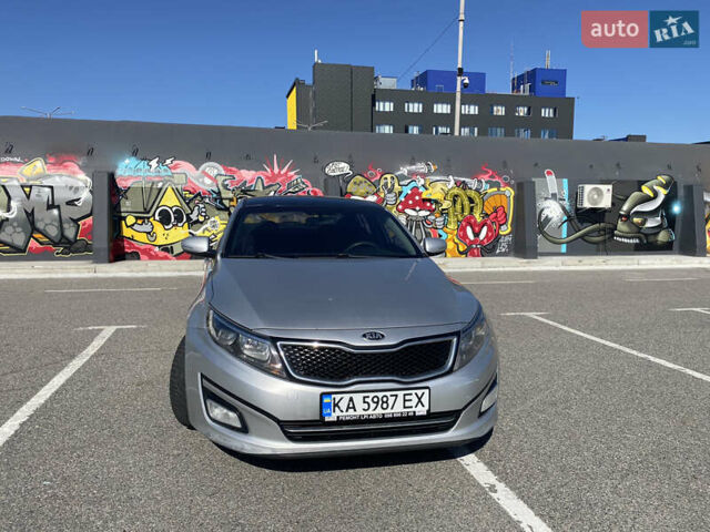 Серый Киа K5, объемом двигателя 2 л и пробегом 172 тыс. км за 8000 $, фото 1 на Automoto.ua