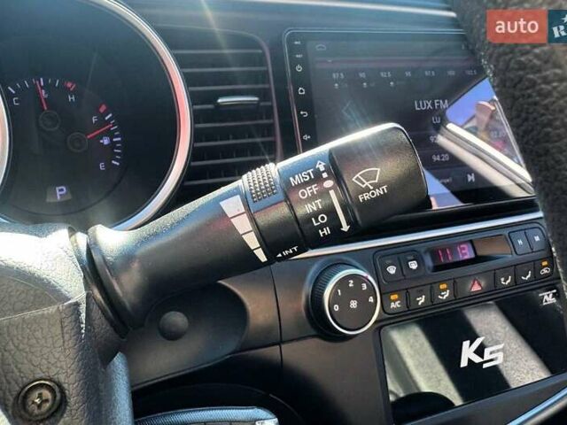 Сірий Кіа K5, об'ємом двигуна 2 л та пробігом 225 тис. км за 9490 $, фото 19 на Automoto.ua