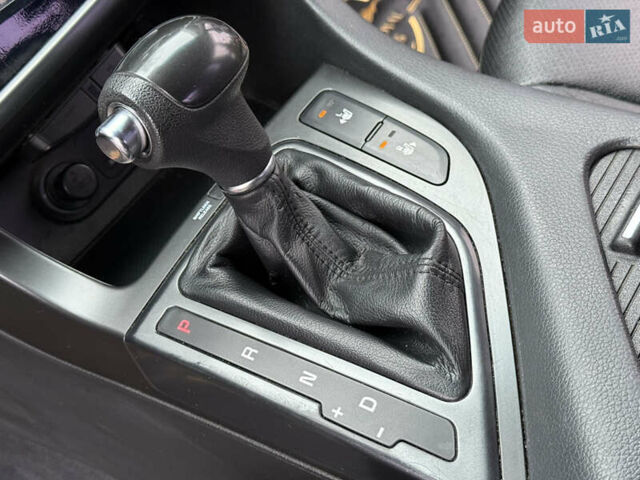 Серый Киа K5, объемом двигателя 2 л и пробегом 185 тыс. км за 8800 $, фото 29 на Automoto.ua