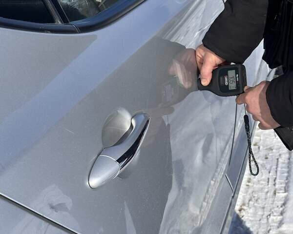 Серый Киа K5, объемом двигателя 2 л и пробегом 451 тыс. км за 7898 $, фото 18 на Automoto.ua