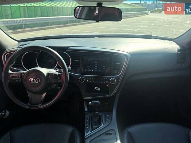 Сірий Кіа K5, об'ємом двигуна 2 л та пробігом 225 тис. км за 9490 $, фото 12 на Automoto.ua