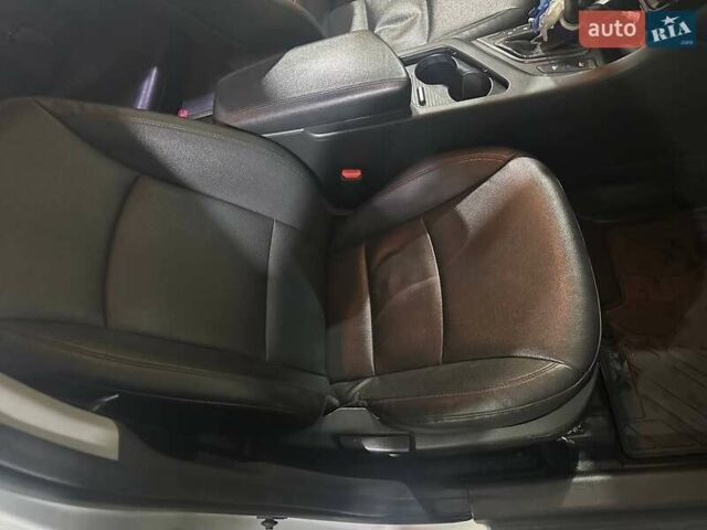 Серый Киа K5, объемом двигателя 2 л и пробегом 304 тыс. км за 8000 $, фото 23 на Automoto.ua