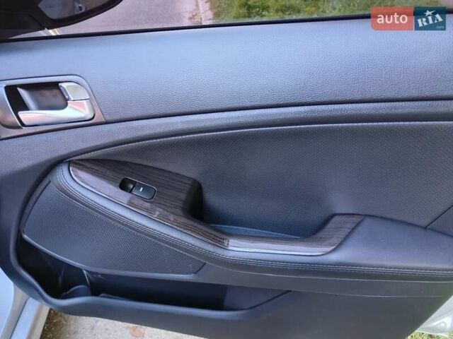 Серый Киа K5, объемом двигателя 2 л и пробегом 202 тыс. км за 12300 $, фото 45 на Automoto.ua