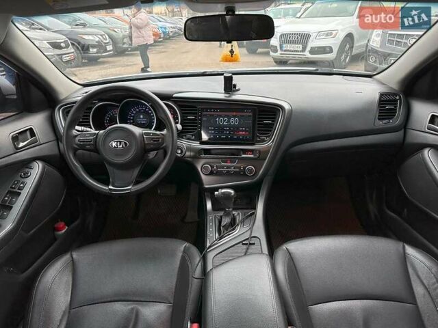 Серый Киа K5, объемом двигателя 2 л и пробегом 205 тыс. км за 10490 $, фото 15 на Automoto.ua