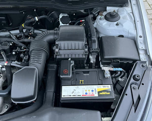 Серый Киа K5, объемом двигателя 2 л и пробегом 245 тыс. км за 9100 $, фото 12 на Automoto.ua