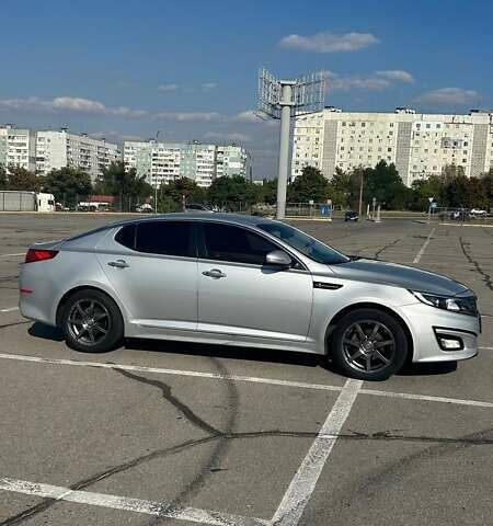 Серый Киа K5, объемом двигателя 2 л и пробегом 340 тыс. км за 8999 $, фото 1 на Automoto.ua