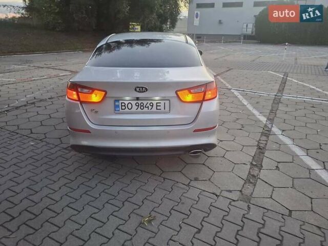 Серый Киа K5, объемом двигателя 2 л и пробегом 239 тыс. км за 12652 $, фото 6 на Automoto.ua