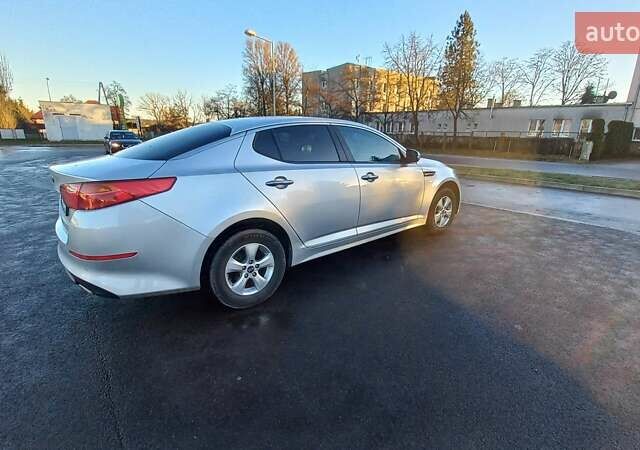 Серый Киа K5, объемом двигателя 2 л и пробегом 239 тыс. км за 12652 $, фото 30 на Automoto.ua