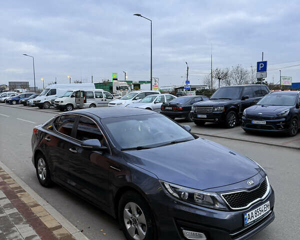 Серый Киа K5, объемом двигателя 2 л и пробегом 240 тыс. км за 11400 $, фото 6 на Automoto.ua