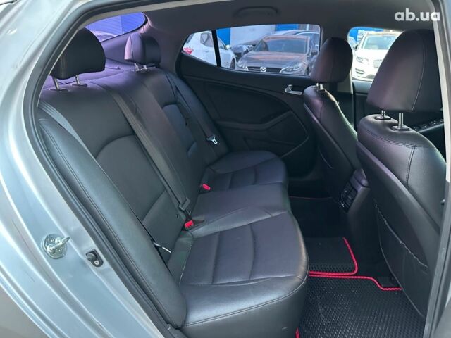 Серый Киа K5, объемом двигателя 2 л и пробегом 187 тыс. км за 11990 $, фото 15 на Automoto.ua