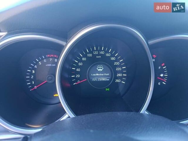 Сірий Кіа K5, об'ємом двигуна 2 л та пробігом 237 тис. км за 9900 $, фото 10 на Automoto.ua