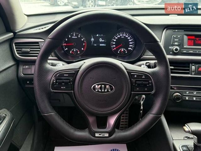 Сірий Кіа K5, об'ємом двигуна 2 л та пробігом 260 тис. км за 12500 $, фото 9 на Automoto.ua