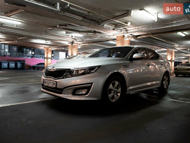Сірий Кіа K5, об'ємом двигуна 2 л та пробігом 350 тис. км за 9700 $, фото 8 на Automoto.ua