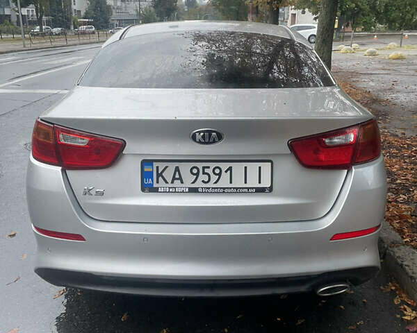 Серый Киа K5, объемом двигателя 0 л и пробегом 335 тыс. км за 9250 $, фото 36 на Automoto.ua