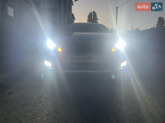 Серый Киа K5, объемом двигателя 0 л и пробегом 335 тыс. км за 9250 $, фото 13 на Automoto.ua
