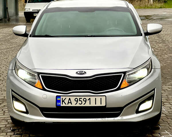 Сірий Кіа K5, об'ємом двигуна 2 л та пробігом 330 тис. км за 6999 $, фото 5 на Automoto.ua