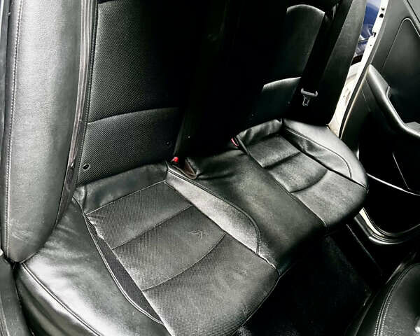 Сірий Кіа K5, об'ємом двигуна 2 л та пробігом 330 тис. км за 6999 $, фото 12 на Automoto.ua