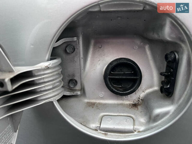 Сірий Кіа K5, об'ємом двигуна 2 л та пробігом 330 тис. км за 6999 $, фото 15 на Automoto.ua