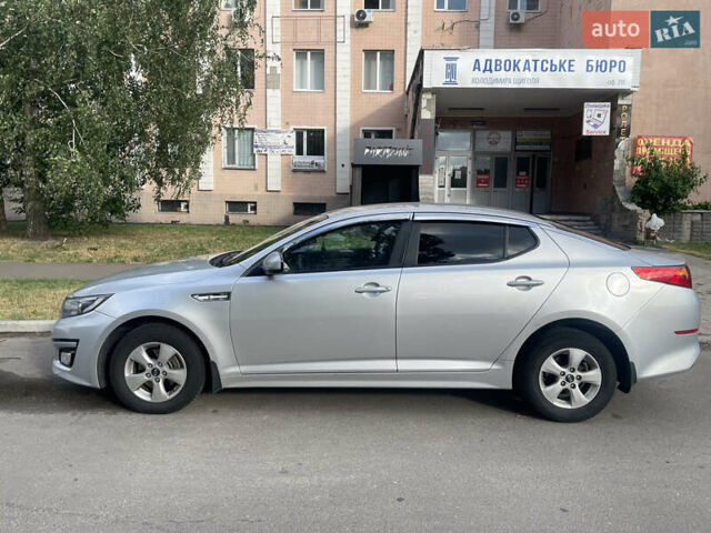 Серый Киа K5, объемом двигателя 0 л и пробегом 335 тыс. км за 9250 $, фото 27 на Automoto.ua