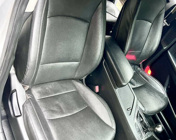 Сірий Кіа K5, об'ємом двигуна 2 л та пробігом 330 тис. км за 6999 $, фото 10 на Automoto.ua