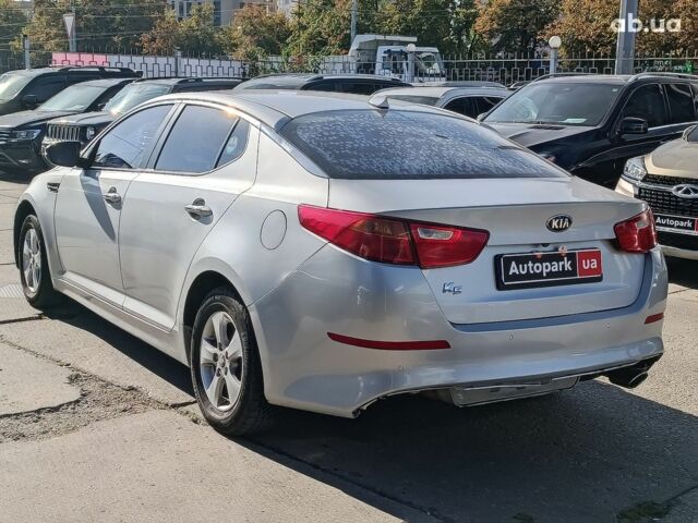 Сірий Кіа K5, об'ємом двигуна 2 л та пробігом 365 тис. км за 7490 $, фото 9 на Automoto.ua