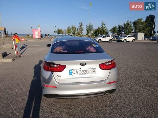 Сірий Кіа K5, об'ємом двигуна 2 л та пробігом 237 тис. км за 9900 $, фото 7 на Automoto.ua