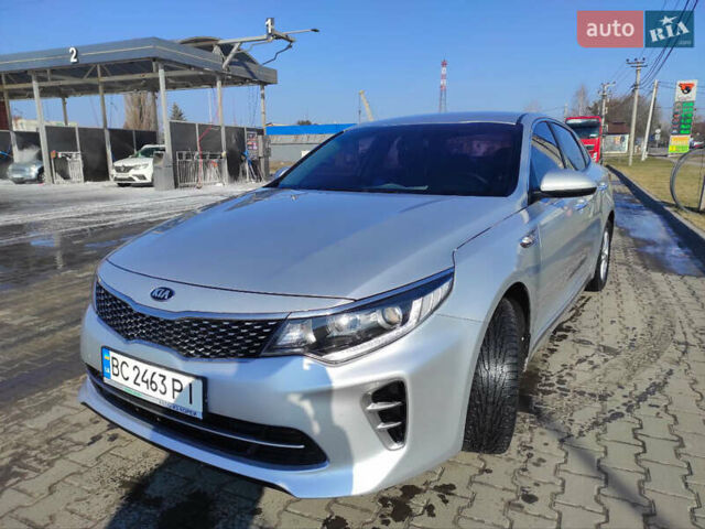 Серый Киа K5, объемом двигателя 2 л и пробегом 155 тыс. км за 14200 $, фото 5 на Automoto.ua